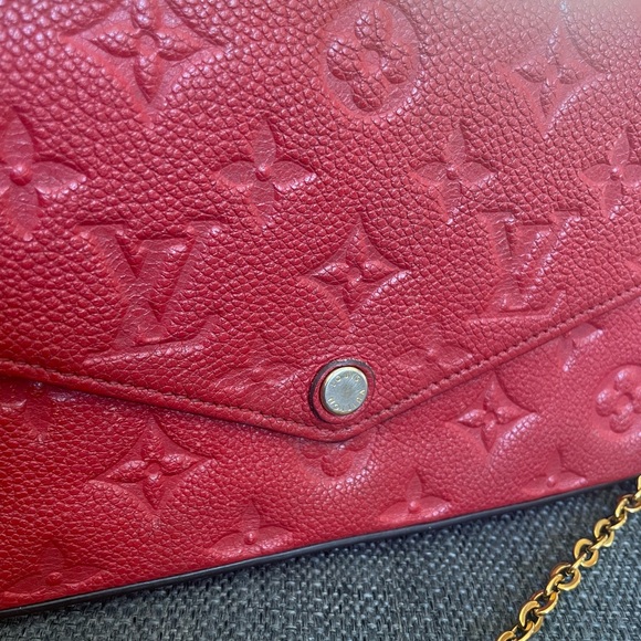 Louis Vuitton Félicie Pochette in monogram Empreinte Leather Scarlet Red - Picture 11 of 13